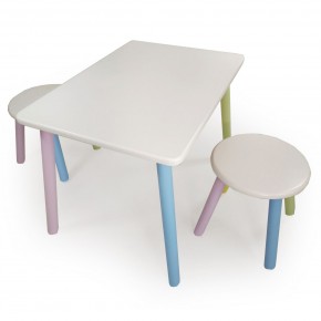 Детский комплект стол и два табурета круглых с накладкой Алфавит (Белый, Белый, Цветной) в Губахе - gubaha.mebel-74.com | фото