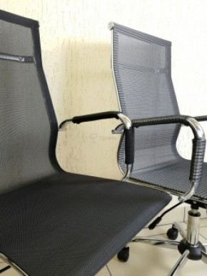 Кресло Barneo K-111H для персонала (серая сетка) в Губахе - gubaha.mebel-74.com | фото