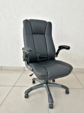 Кресло Barneo K-24 для руководителя (черная экокожа) в Губахе - gubaha.mebel-74.com | фото