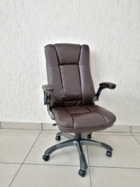 Кресло Barneo K-24 для руководителя (коричневая экокожа) в Губахе - gubaha.mebel-74.com | фото