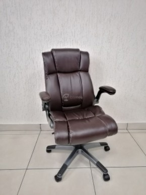 Кресло Barneo K-44 для руководителя (коричневая экокожа) в Губахе - gubaha.mebel-74.com | фото