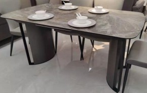 Стол RASMUS 160 KL-80 Серый мрамор, итальянская керамика / черный каркас, ®DISAUR в Губахе - gubaha.mebel-74.com | фото